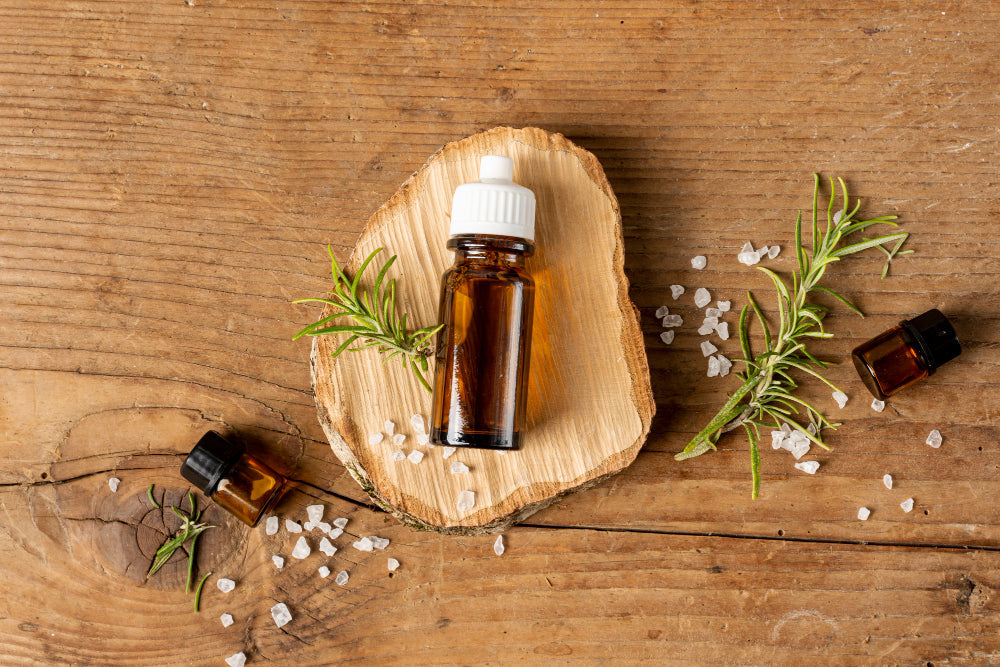 Huiles essentielles : 7 usages simples au quotidien pour le corps et la maison